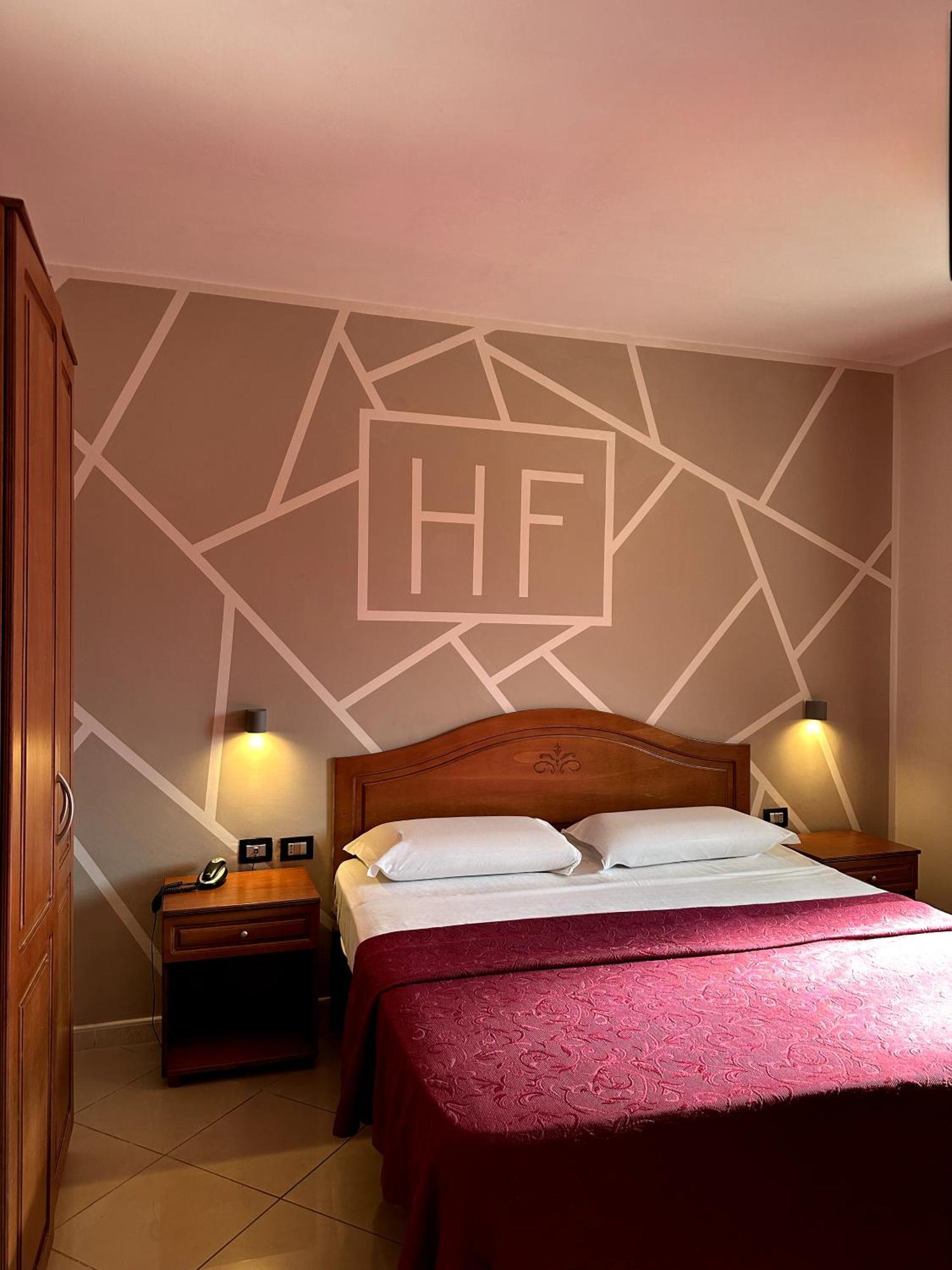 Hotel Futuro أفيرسا المظهر الخارجي الصورة